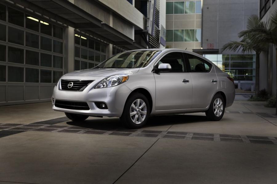  Nissan Versa 2012 года  (фото 105 из 111)